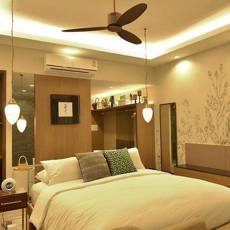 Tungtong Beach Villas Thap Sakae Exterior photo